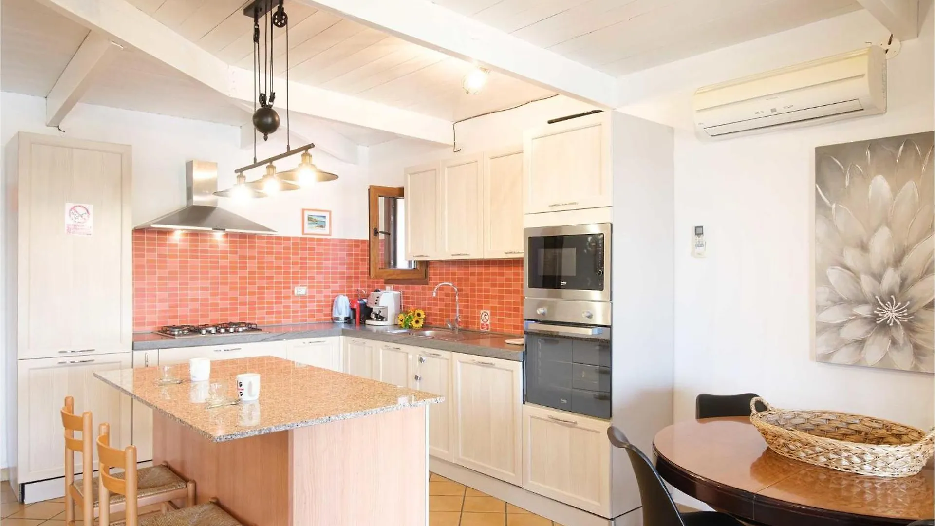 Cozy Home In Alghero With Wifi Italy