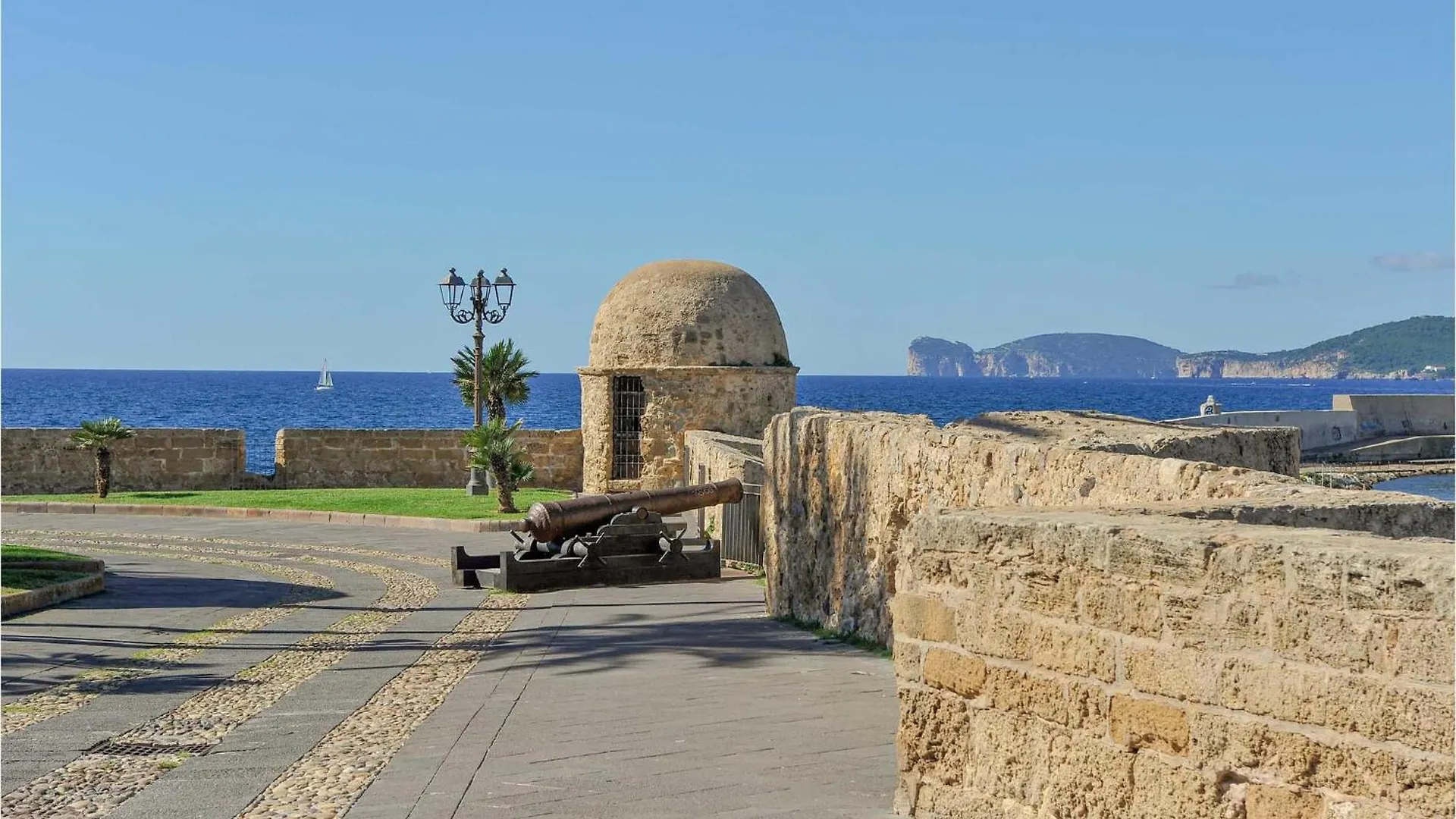 Holiday home Cozy Home In Alghero With Wifi