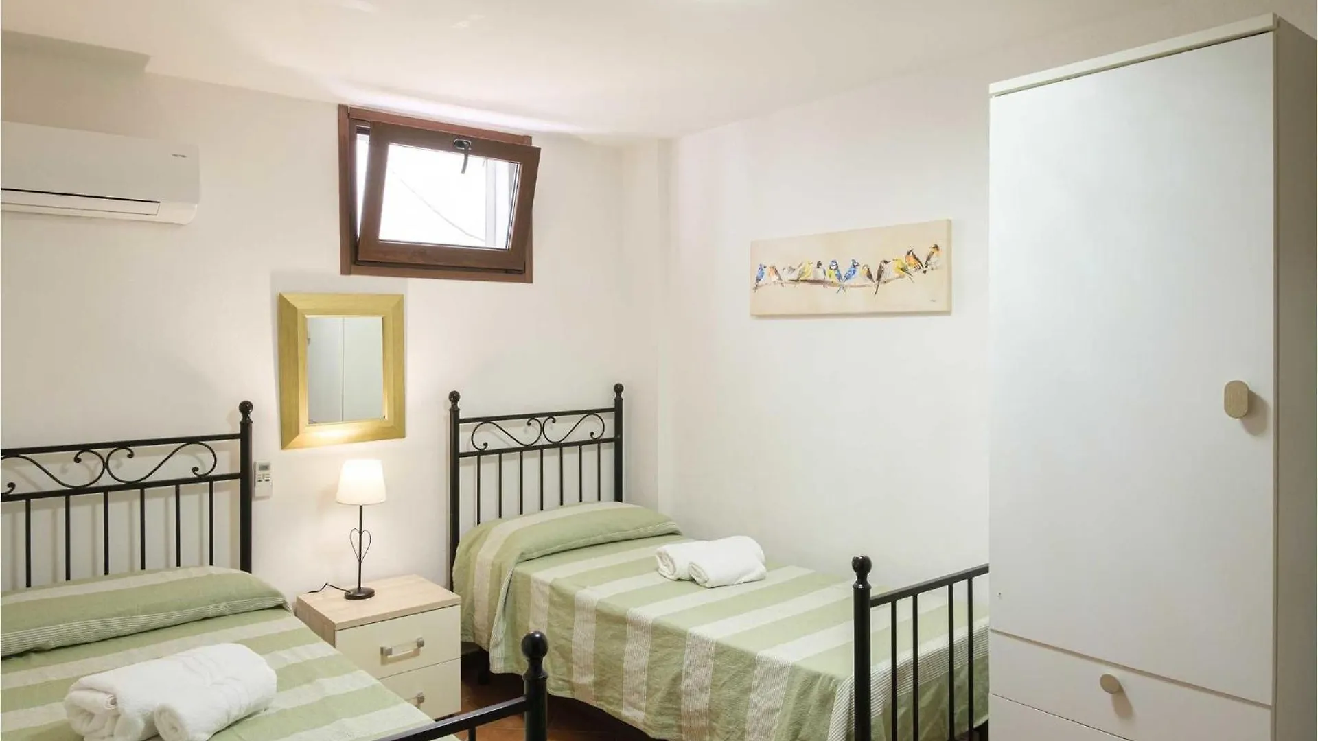 Cozy Home In Alghero With Wifi 0*,  Italy